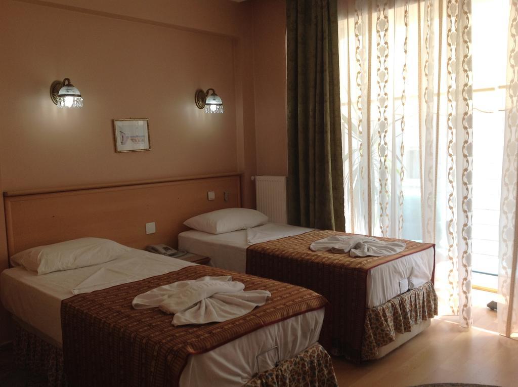 Yalta Hotel Istambul Extérieur photo